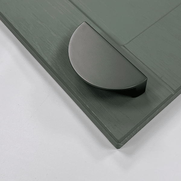 Heaton Range Smooth Cup Handle Anthracite