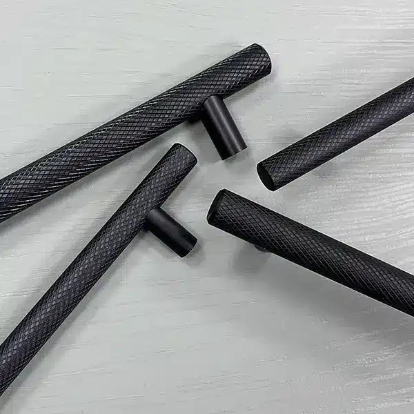 Knurled T-Bar 160mm Handle Black