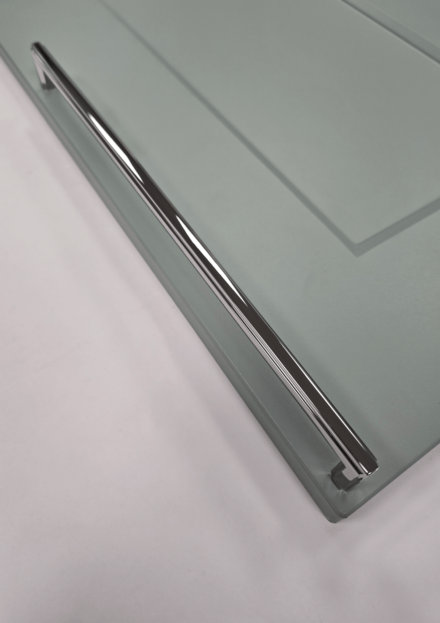 Herrington D Handle 320mm Handle Chrome