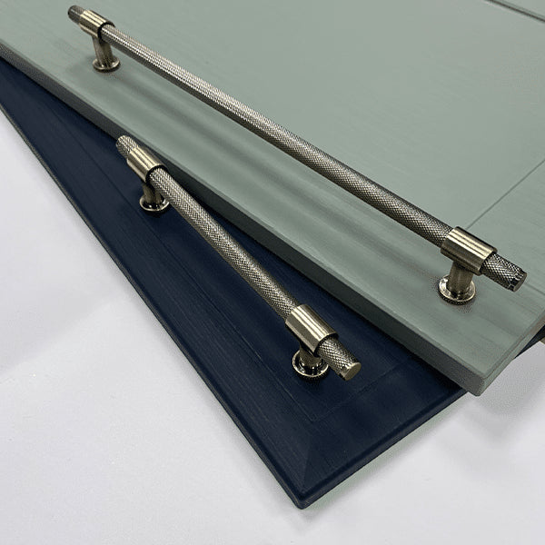 Beaumont Knurled Bar  320mm Handle Antique Brass