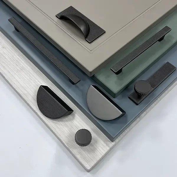Heaton Range Cup Handle Anthracite
